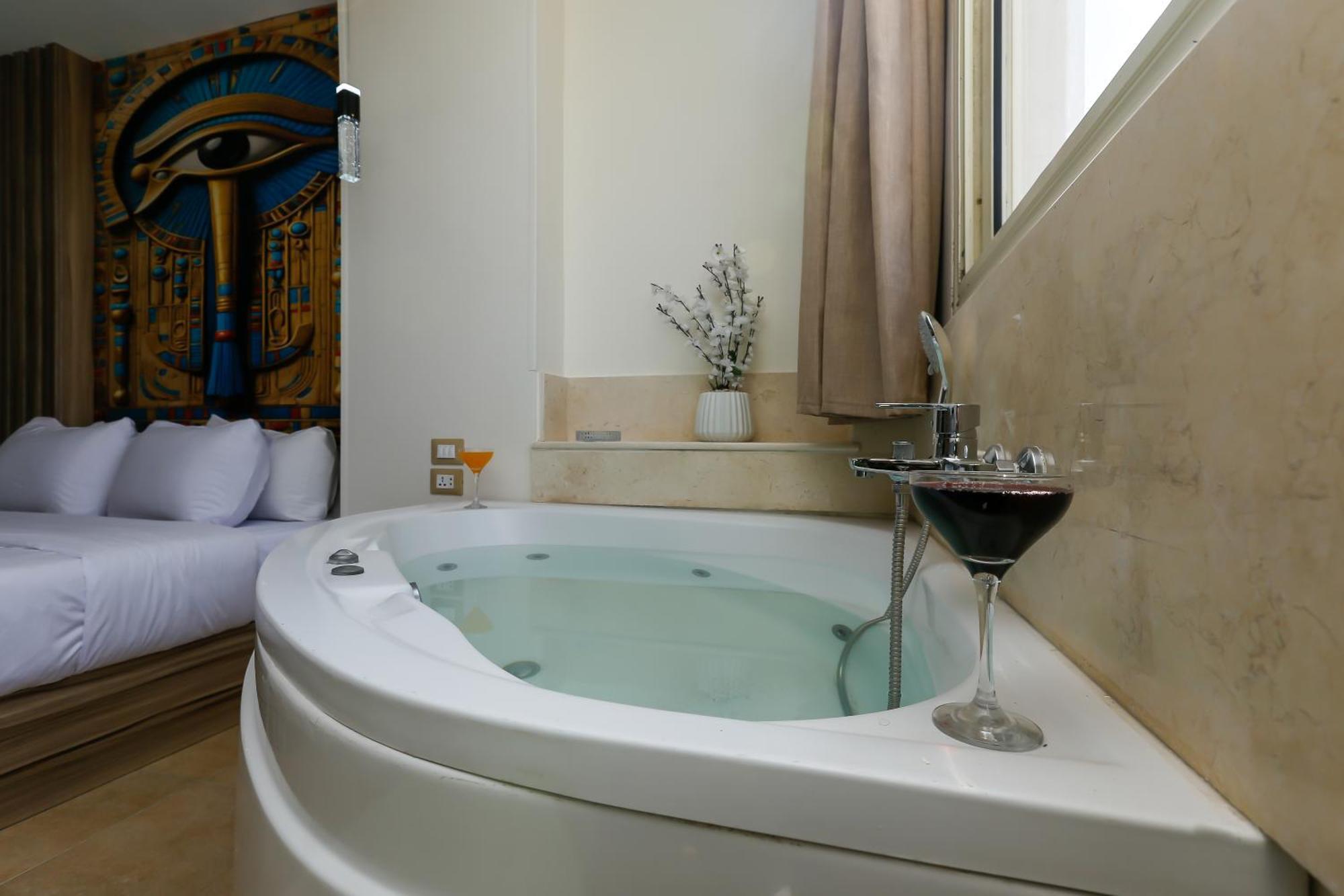 Pyramids View& Grand Museum With Jacuzzi On Eleven Floor & Roof Restaurant Апартаменты