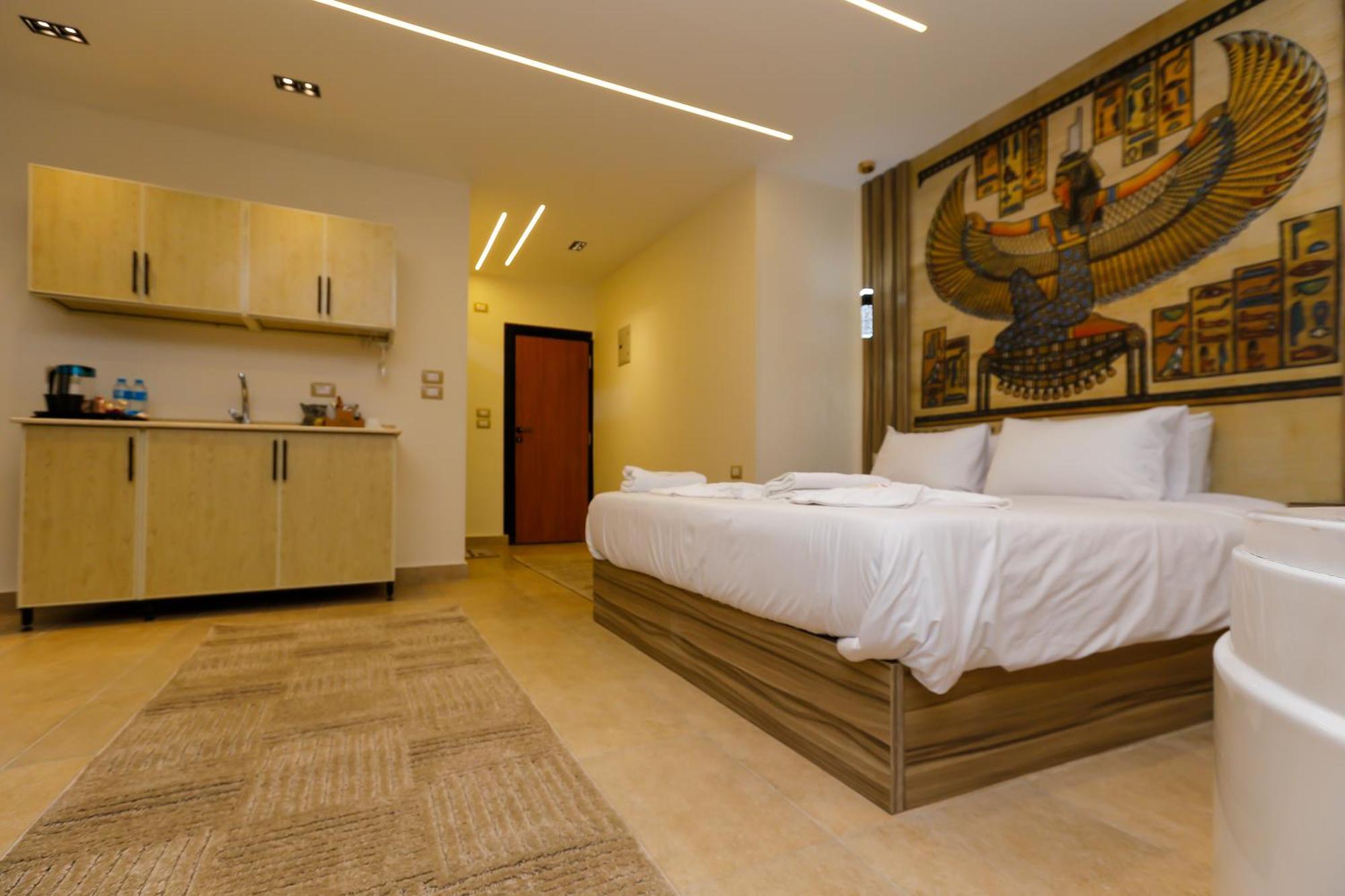 Pyramids View& Grand Museum With Jacuzzi On Eleven Floor & Roof Restaurant Апартаменты