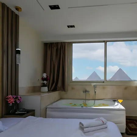 Pyramids View& Grand Museum With Jacuzzi On Eleven Floor & Roof Restaurant Apartment Cairo Exterior photo