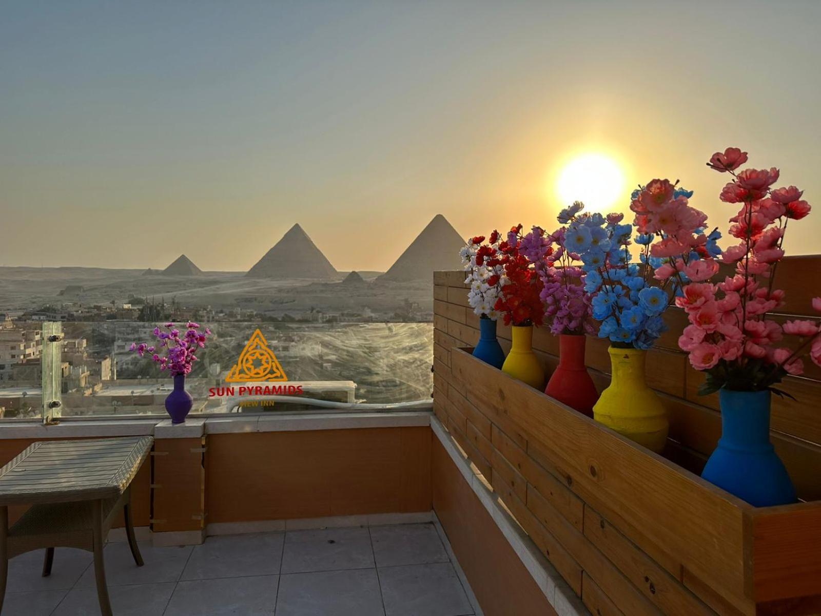 Pyramids View& Grand Museum With Jacuzzi On Eleven Floor & Roof Restaurant