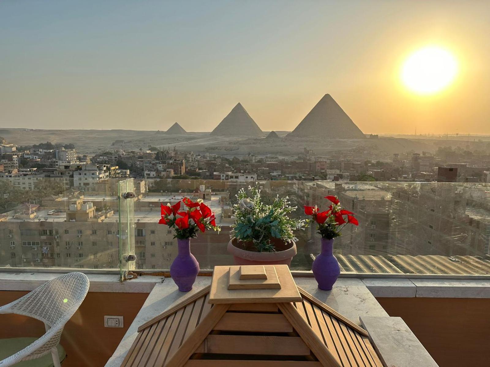 Apartment Pyramids View& Grand Museum With Jacuzzi On Eleven Floor & Roof Restaurant *