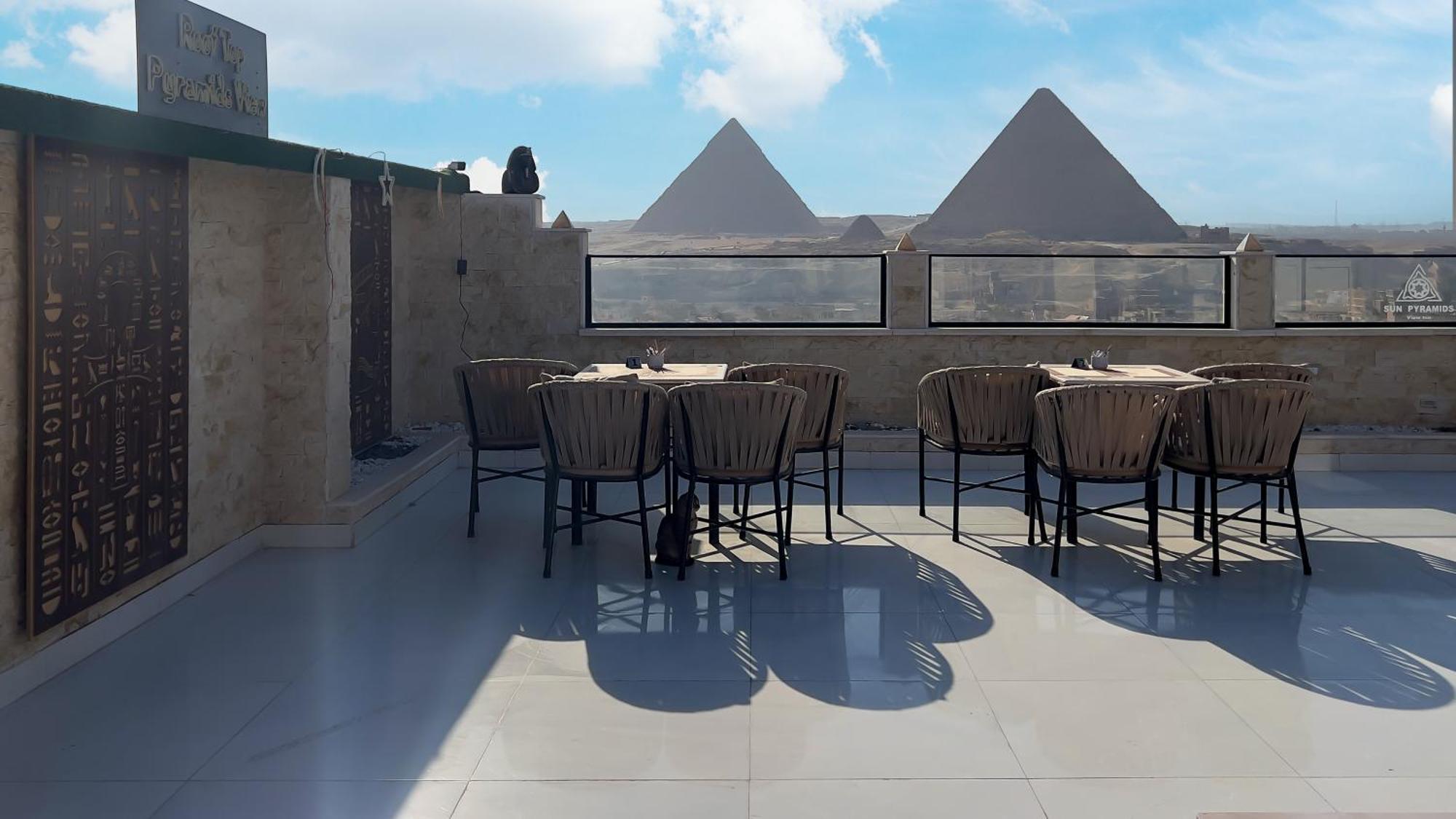 Pyramids View& Grand Museum With Jacuzzi On Eleven Floor & Roof Restaurant